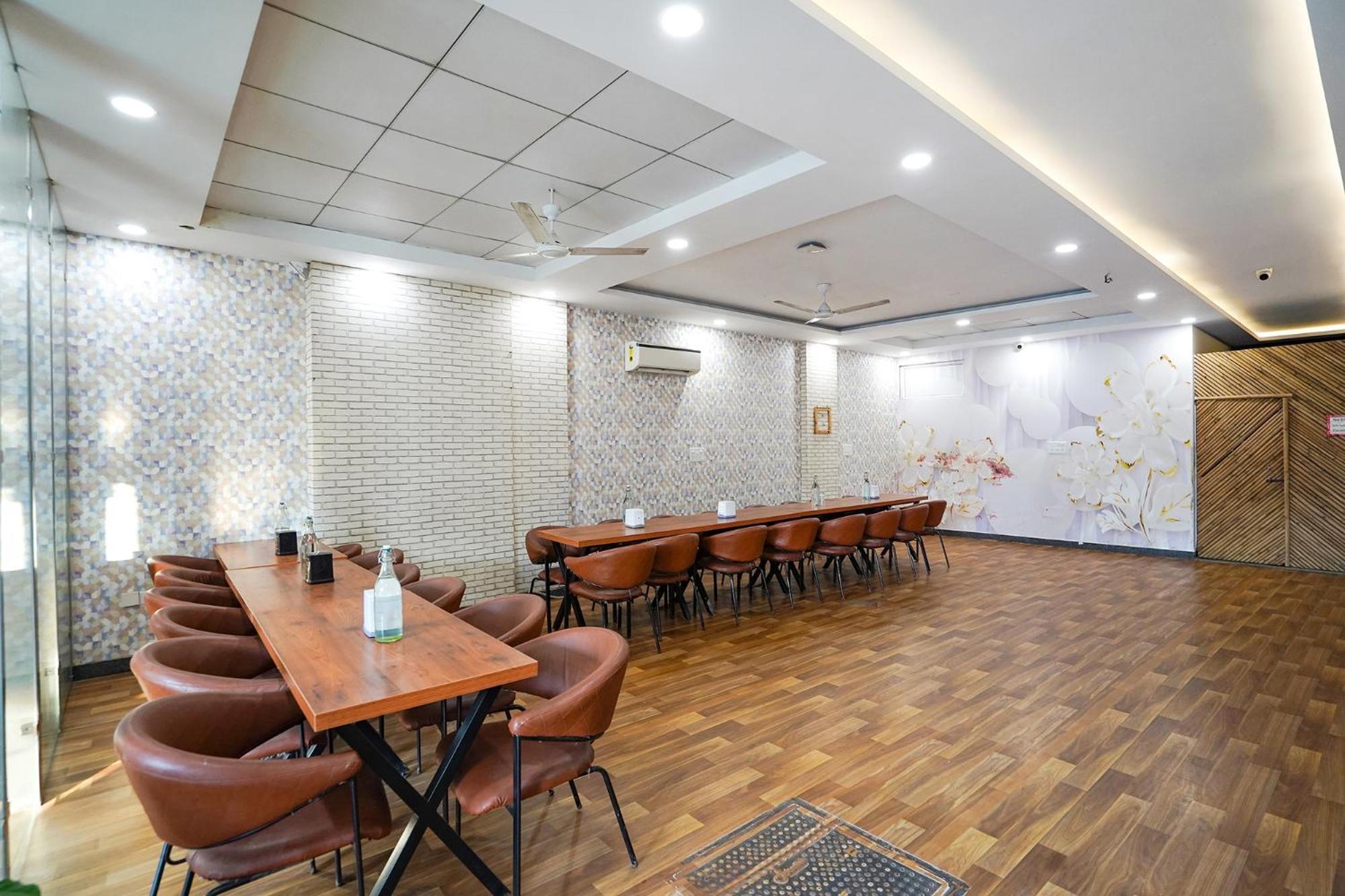 Fabhotel Prime Culture Noida Buitenkant foto
