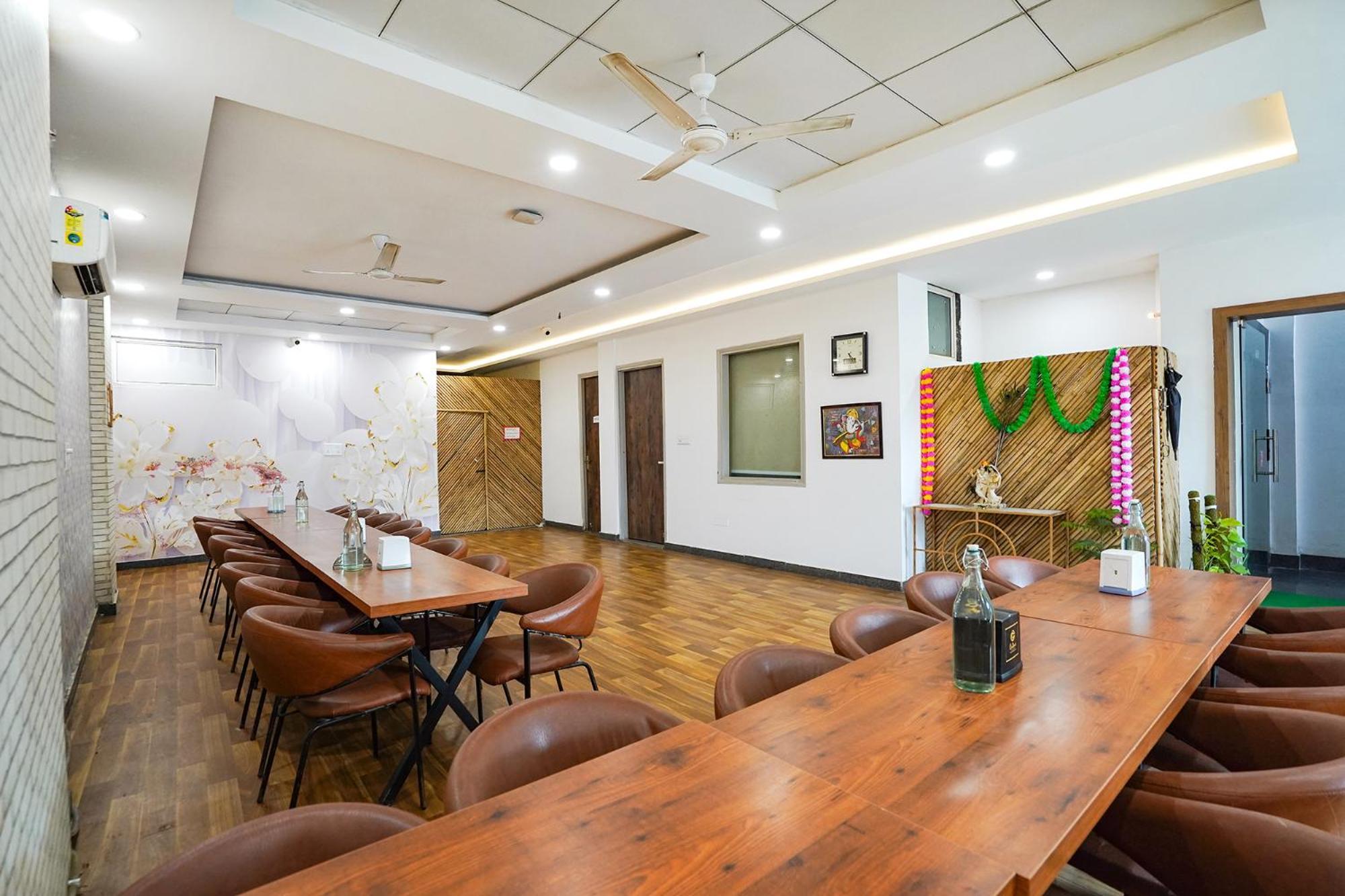Fabhotel Prime Culture Noida Buitenkant foto